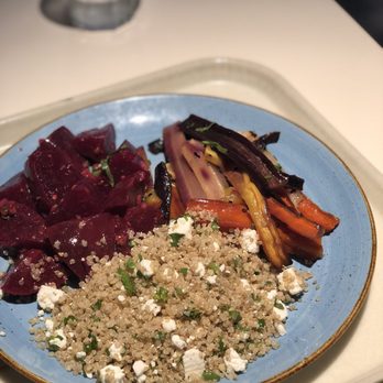 Smile To Go - Market Plate with beets, quinoa, and carrots - Coffee & Tea Near Me - New York, New York