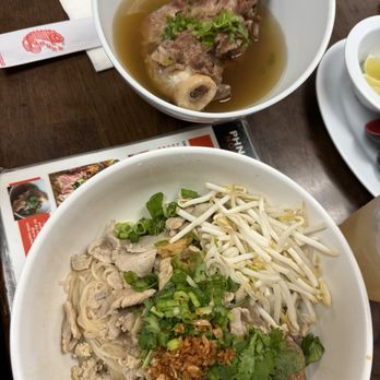 Phnom Penh Noodle Shack - 2. Mo's Special Noodles - Cambodian Near Me - Long Beach, California Phnom Penh Noodle Shack - 2. Mo's Special Noodles - Cambodian Near Me - Long Beach, California