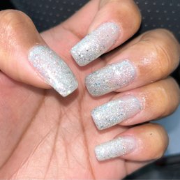 Medium Square Acrylic Overlay With A Gel Finish. #29 Gel Nail Polish.