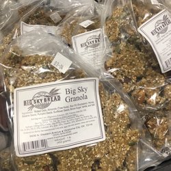 AKiN'S Natural Foods - Inside
