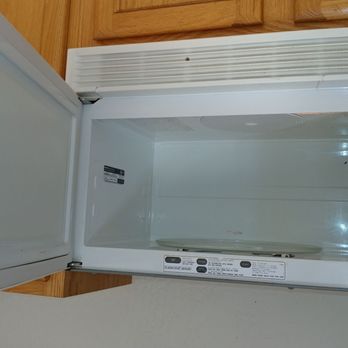 Pierce Property Management - The rental the day we moved out. It was so dirty they took our security deposit to pay for a crew to clean the house out. Scammers!!! - Property Management Near Me - Prescott Valley, Arizona
