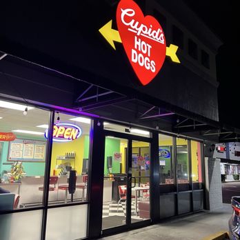Cupid’s Hot Dogs - Hot Dogs Near Me - Longwood, Florida