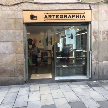 Artegraphia - Store front - Women's Clothing Near Me - Barcelona, B Artegraphia - Store front - Women's Clothing Near Me - Barcelona, B