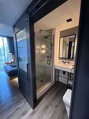 Moxy San Diego Downtown/Gaslamp Quarter by null