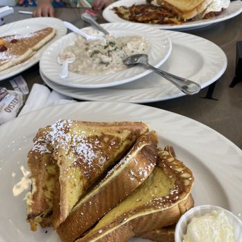 Lighthouse Cafe - French Toast - Breakfast & Brunch Near Me - San Pedro, California Lighthouse Cafe - French Toast - Breakfast & Brunch Near Me - San Pedro, California