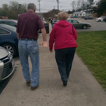 Virginia Diner - Our last trip together before Dad passed away... Mom & Dad leaving the Diner - Dad holding out his hand for me to catch up! - Diners Near Me - Wakefield, Virginia Virginia Diner - Our last trip together before Dad passed away... Mom & Dad leaving the Diner - Dad holding out his hand for me to catch up! - Diners Near Me - Wakefield, Virginia