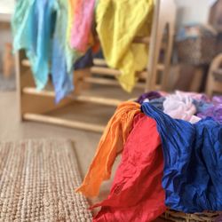 Barefoot Atelier - Parent & Me Classes are based on RIE Principals