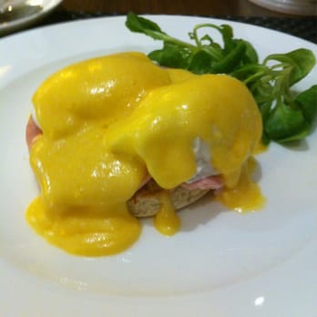 The Concorde Room - Eggs Benedict - Lounges Near Me - London, XGL