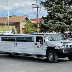 Cody Trolley Tours - Hummer limo