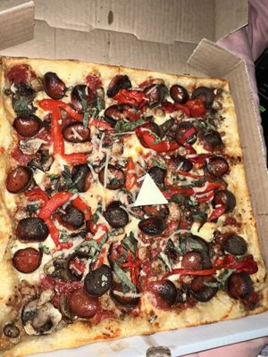 Williamsburg Pizza by null