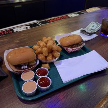Hard Hat Lounge - Dive Bars Near Me - Las Vegas, Nevada Hard Hat Lounge - Dive Bars Near Me - Las Vegas, Nevada