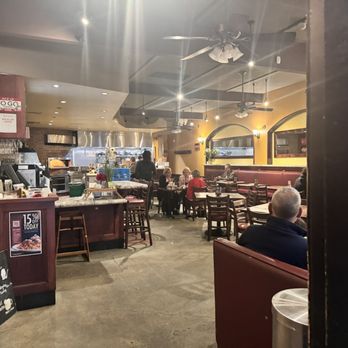 Tomatina - View into the restaurant from the entrance - Italian Near Me - Walnut Creek, California
