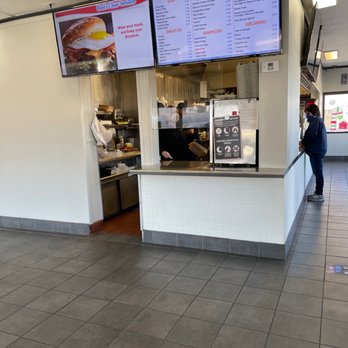 Rod's Char-broiler - Inside - Burgers Near Me - Redondo Beach, California Rod's Char-broiler - Inside - Burgers Near Me - Redondo Beach, California