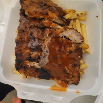 Phil's BBQ - Barbeque Near Me - San Diego, California Phil's BBQ - Barbeque Near Me - San Diego, California