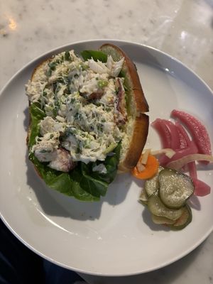 Trillium Winebar & Taproom by null