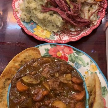 McGarity’s Restaurant & Irish Pub - Corned Beef & Cabbage Guinness Irish Beef Stew - Irish Near Me - Eureka Springs, Arkansas McGarity’s Restaurant & Irish Pub - Corned Beef & Cabbage Guinness Irish Beef Stew - Irish Near Me - Eureka Springs, Arkansas
