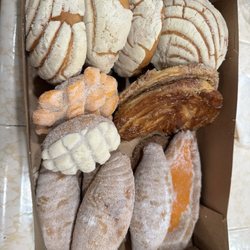 La Colimense Bakery - Conchas, Elote, Orejas
