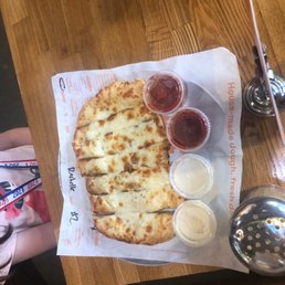 Original Cheesy Bread with sauces