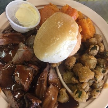 Tommy's Bar-B-Que - Bbq Brisket, Fried Okra, Sweet Yams, and hot roll. - Barbeque Near Me - Atlanta, Texas