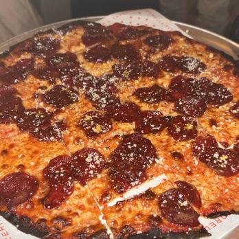 Zarella Pizzeria & Taverna - Pepperoni Tavern Style Pizza - Italian Near Me - Chicago, Illinois