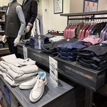 UNTUCKit - Men's Clothing Near Me - Orlando, Florida UNTUCKit - Men's Clothing Near Me - Orlando, Florida