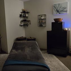 Serene Sense Massage - Enjoy an introductory rate starting from $75 for a 45-minute session, $95 for a 60-minute session, or $120 for a 75-minute session!