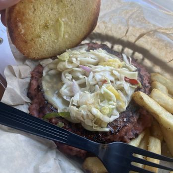 Melvin Brewing - Pineapple slaw on veggie burger - Breweries Near Me - Alpine, Wyoming Melvin Brewing - Pineapple slaw on veggie burger - Breweries Near Me - Alpine, Wyoming