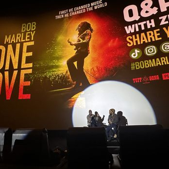AMC Burbank 16 - Ziggy Marley Q&A with Kevin Frazier of Entertainment Tonight - Cinema Near Me - Burbank, California