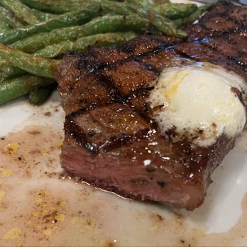 Saltgrass Steak House - 12 oz NY Strip - Steakhouses Near Me - San Antonio, Texas
