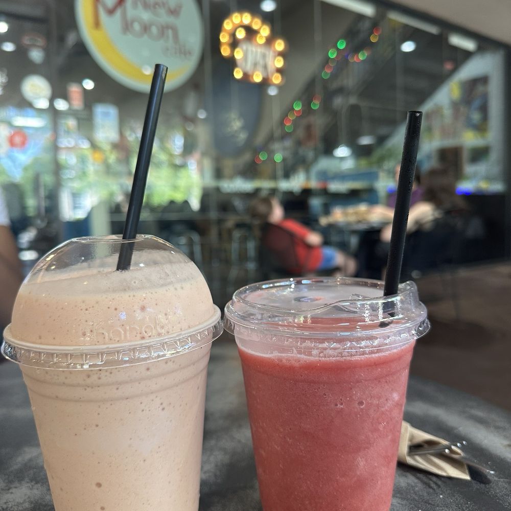 New Moon Cafe - Real Fruit Smoothies - 16oz - Breakfast & Brunch Near Me - Augusta, Georgia New Moon Cafe - Real Fruit Smoothies - 16oz - Breakfast & Brunch Near Me - Augusta, Georgia