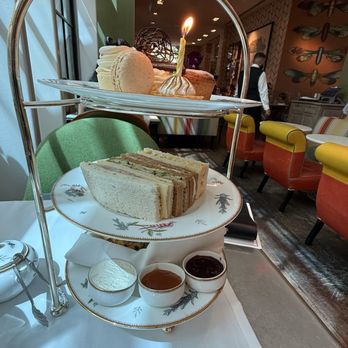 The Crosby Bar - Gorgeous tiers - Bars Near Me - New York, New York