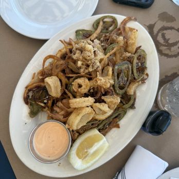 Boathouse at Hendry's Beach - Fried Calamari - Seafood Near Me - Santa Barbara, California