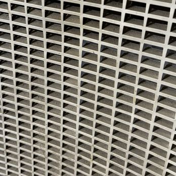 Bramble Tree Inn - Dirty heat vent - Hotels Near Me - Pueblo, Colorado