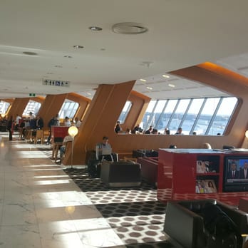 Qantas First Class Lounge - Airport Lounges Near Me - Mascot, NSW