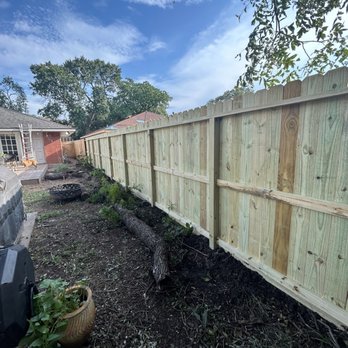 Texas Fence Builders - Fences & Gates Near Me - Houston, Texas Texas Fence Builders - Fences & Gates Near Me - Houston, Texas