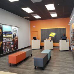 Boost Mobile Premier - I recommend it for everyone best customer service he works on getting my phone fixed for more then an hour thank you Alex