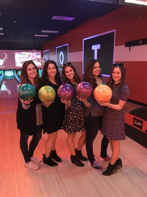 Bowlero Commack by null