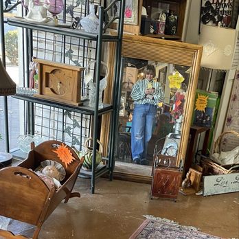 Timeless Furnishings - Antiques Near Me - Bakersfield, California