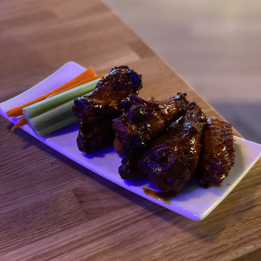 Break Point - Chicken Wings - Bars Near Me - San Diego, California