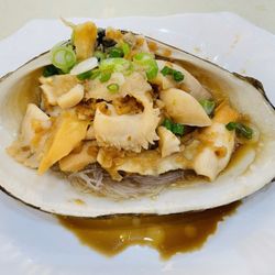 Superstar Dim Sum and Seafood restaurant - Font clam with garlic and rice vermicelli noodles