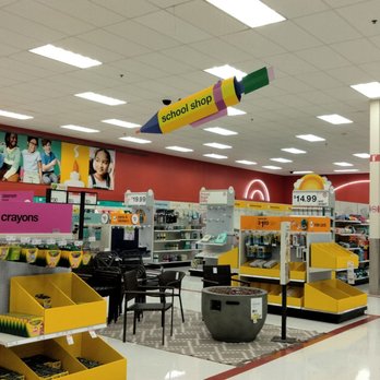 Target - Department Stores Near Me - Oakdale, Minnesota