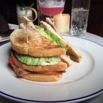Peruke & Periwig - Chicken Club - Cocktail Bars Near Me - Dublin, D