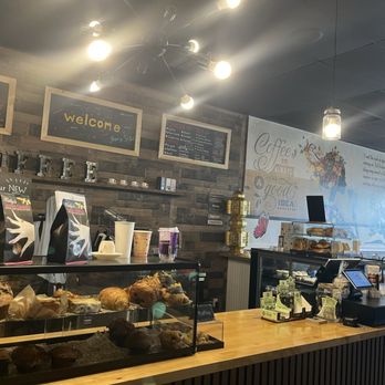 The Coffee Bean - Inside decorations - Coffee & Tea Near Me - Branford, Connecticut