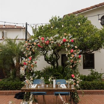 Ko Floral Designs - sweetheart table - Floral Designers Near Me - Santa Rosa, California Ko Floral Designs - sweetheart table - Floral Designers Near Me - Santa Rosa, California