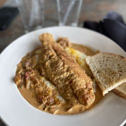 Crager's Restaurant - Fried Catfish w/ Grits