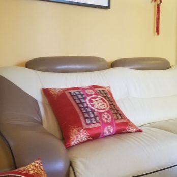 Lavender Body Relax - Lobby - Massage Near Me - Brooklyn, New York Lavender Body Relax - Lobby - Massage Near Me - Brooklyn, New York