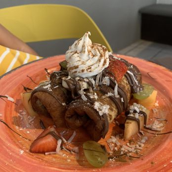 Kaffe Haus - Strawberry banana French toast rolls - Breakfast & Brunch Near Me - San Juan, Puerto Rico