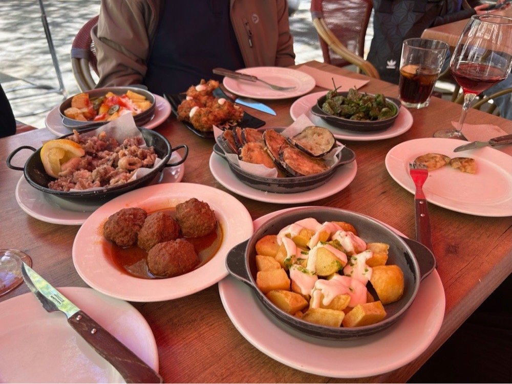 SAGRADA TAPAS Av. de Gaudí 48, Barcelona, Spain Restaurants