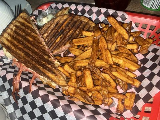 Caroline Cellars by null