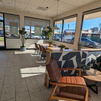 7 Leaves Cafe - Interior - Coffee & Tea Near Me - Lynwood, California 7 Leaves Cafe - Interior - Coffee & Tea Near Me - Lynwood, California